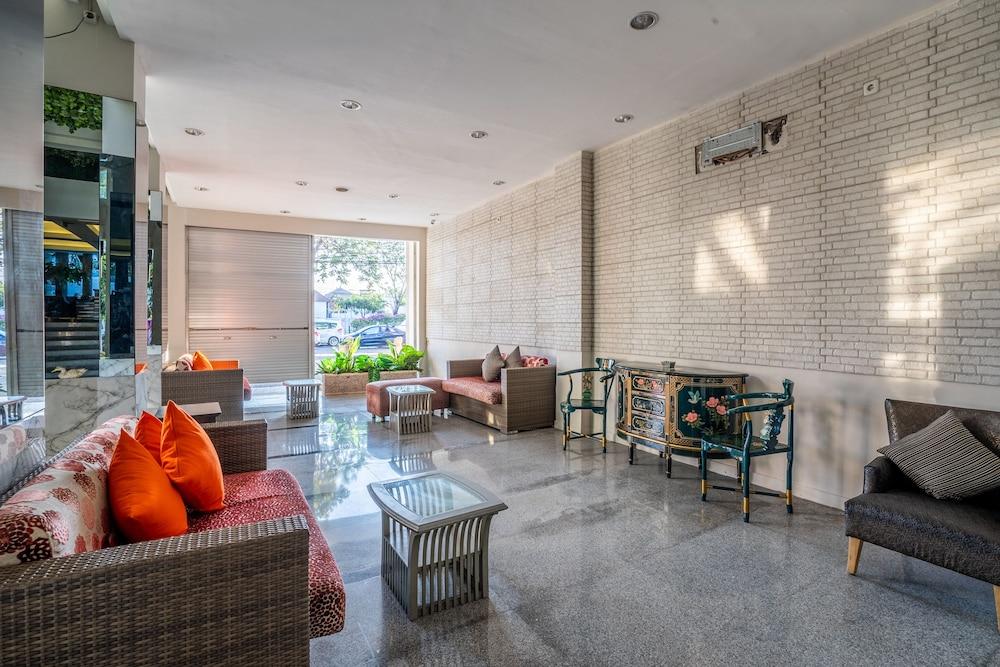 Sun Boutique Hotel Кута Экстерьер фото